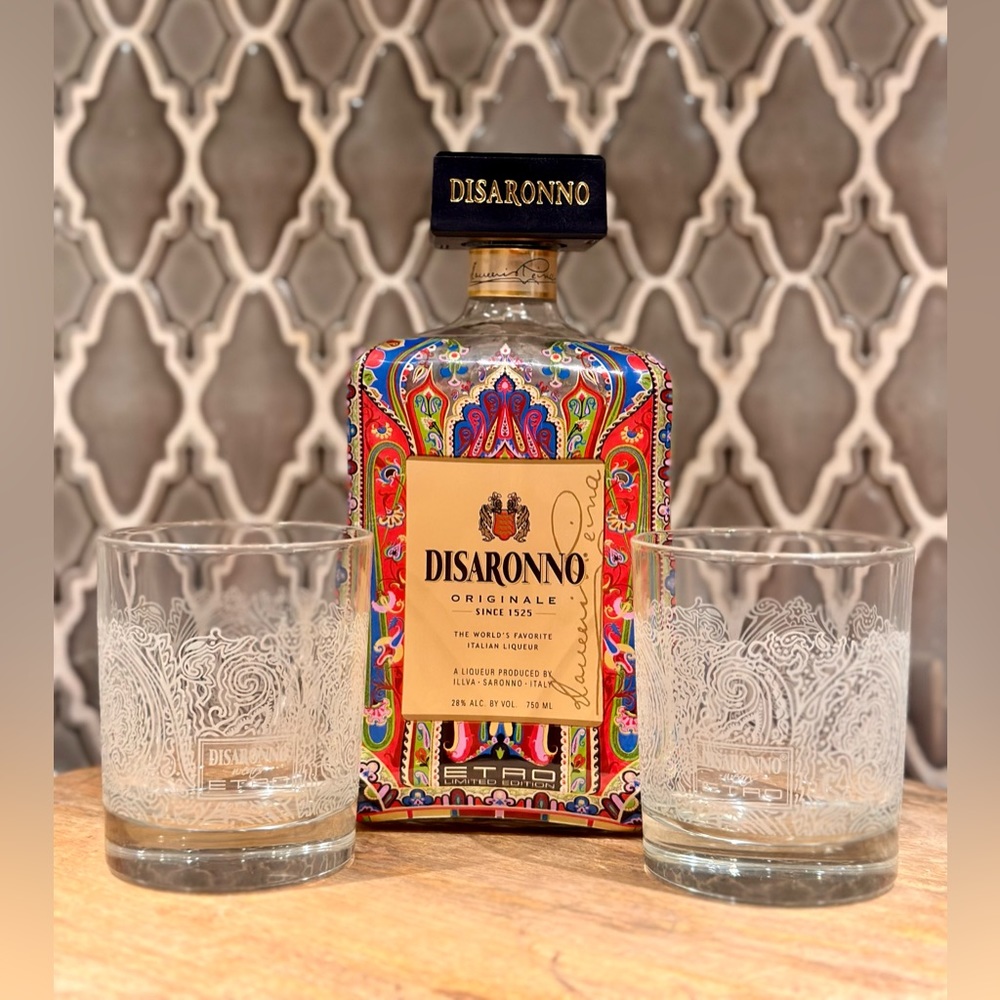 ETRO - Disaronno Wears Etro Limited Edition Gift Set.